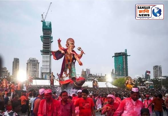 गणपति बप्पा के दरबार में इस बार छिपा है बड़ा सरप्राइज, देखने उमड़ेंगे लाखों श्रद्धालु