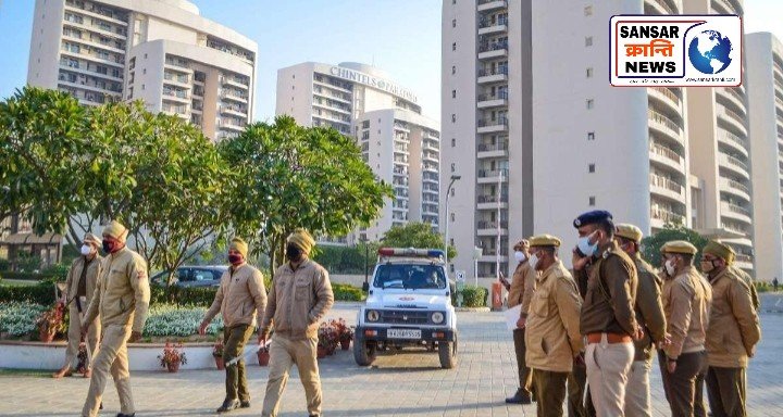 गुरुग्राम के इस PG का दरवाजा खुलते ही सामने आया ऐसा नजारा, हर कोई हैरान