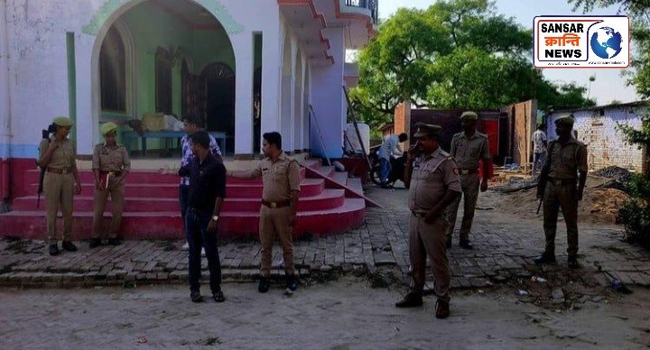 पूजा के दौरान शुरू हुआ विवाद, कुछ ही मिनटों में बिछ गईं लाशें